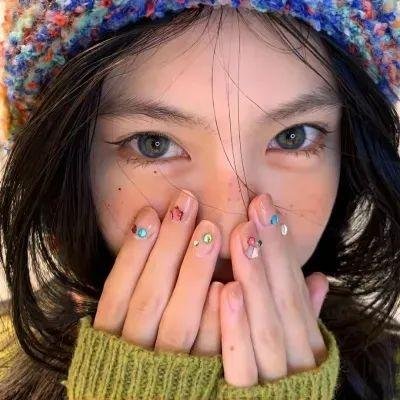 好女三头瞒