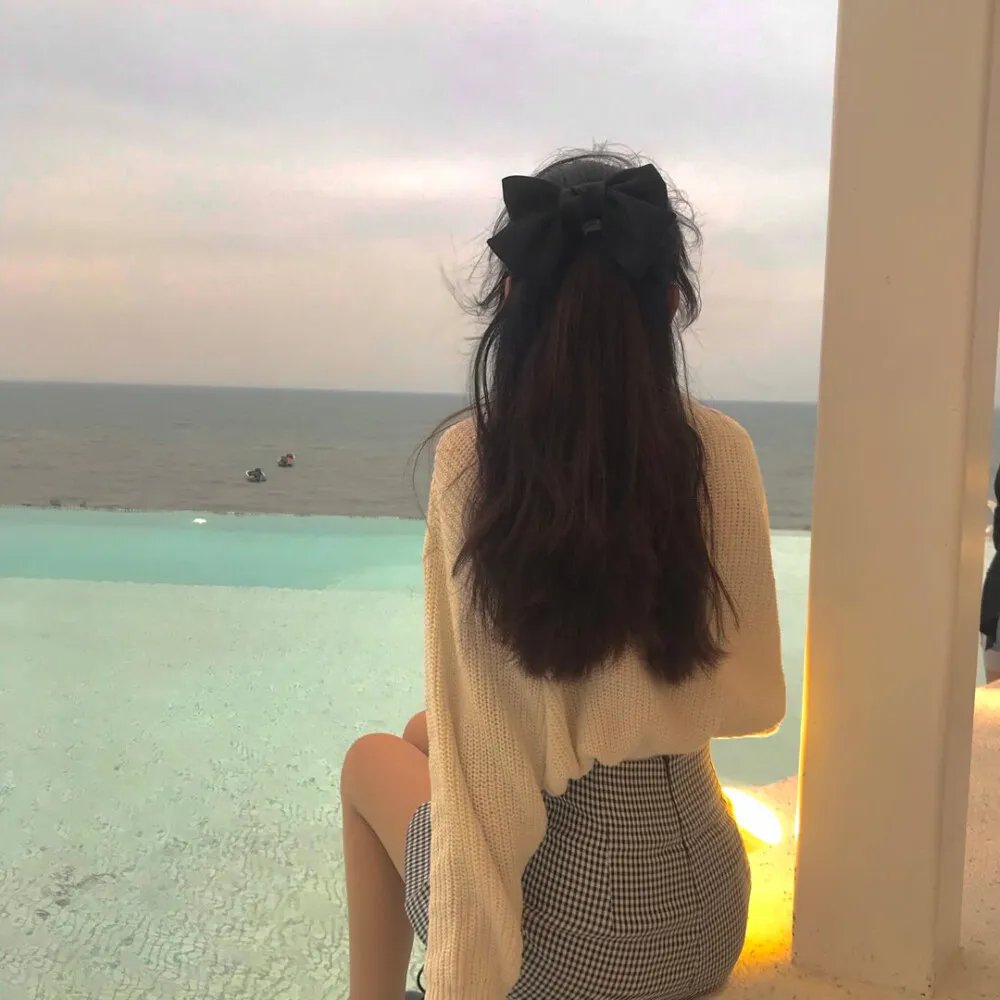 流水迢迢